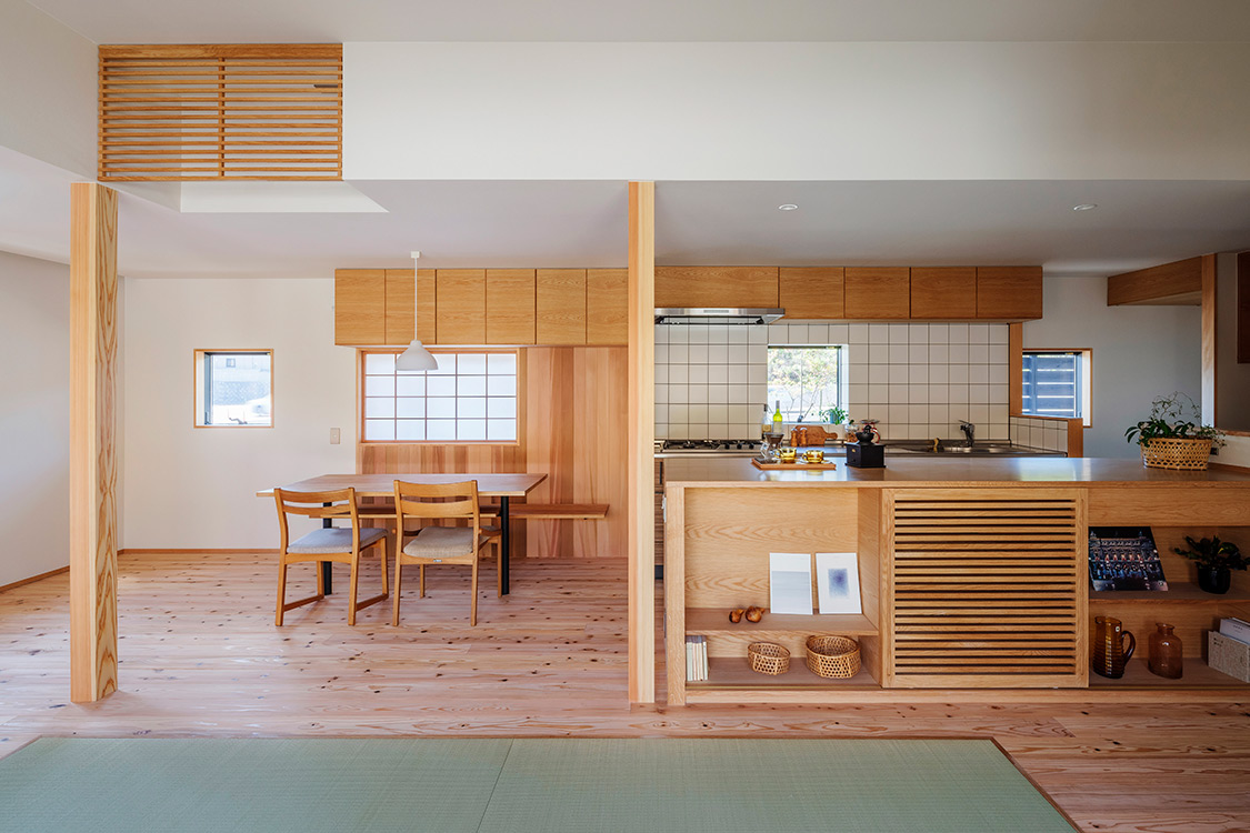 リビングダイニング画像