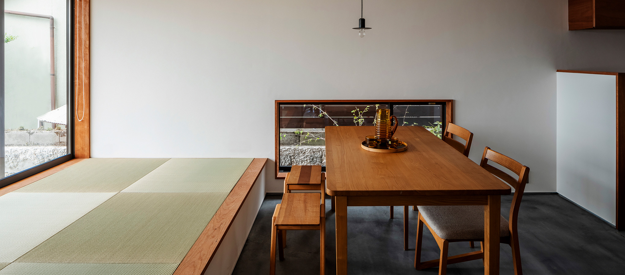 土間ダイニングと畳リビングPC画像