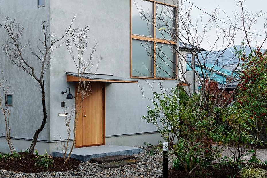 吉田十字窓の家_外観