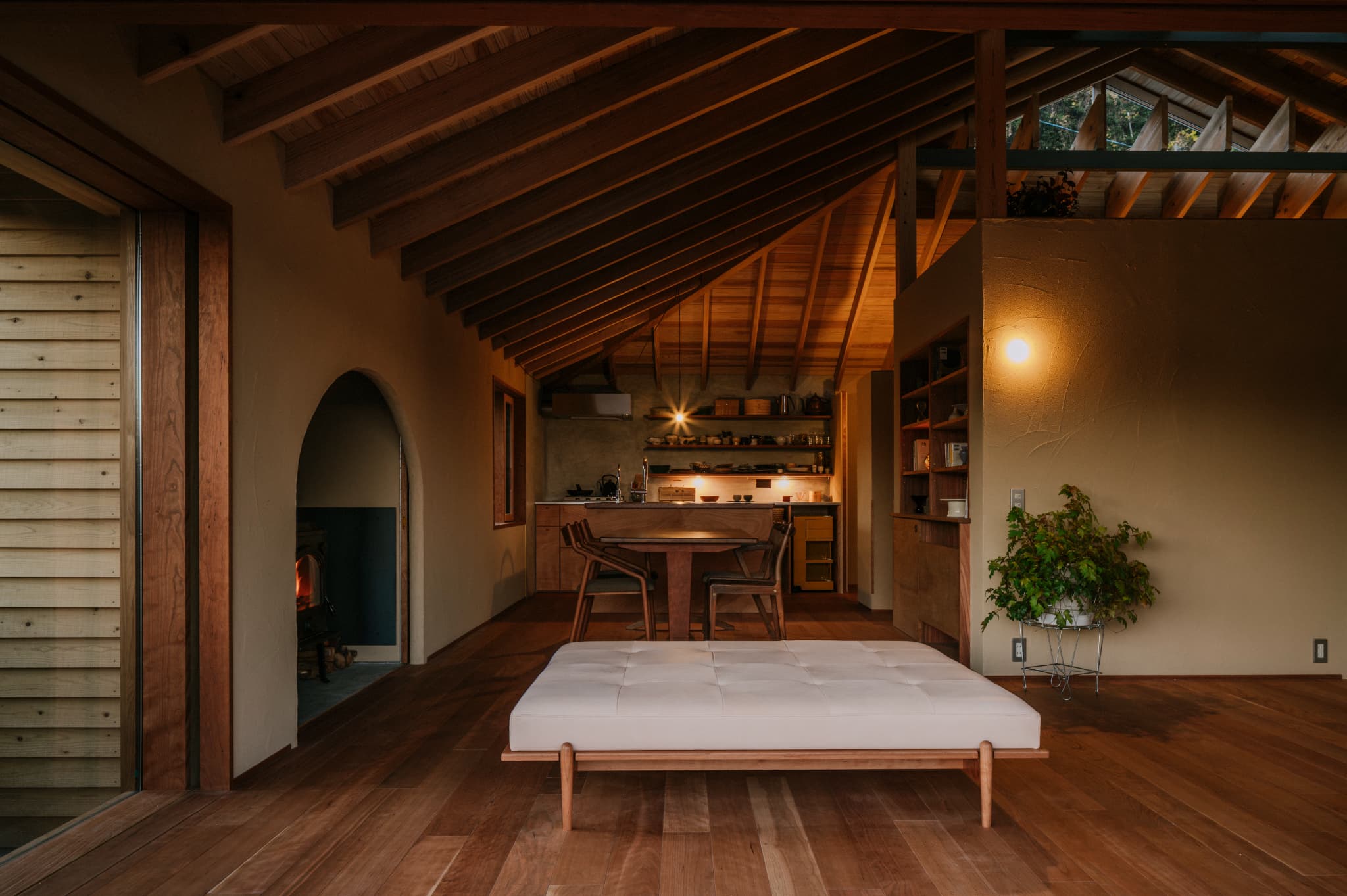 居場所をつなぐセンターソファ